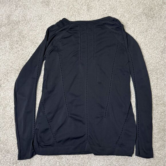 Athleta Workout Top - Picture 3 of 5